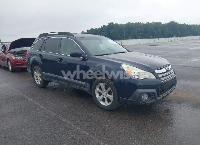 2013 Subaru Outback 2.5I PREMIUM (VIN 4S4BRBCC8D1324776) main photo