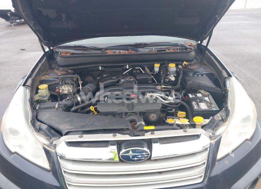 Photo 10 of 2013 Subaru Outback 2.5I PREMIUM (VIN 4S4BRBCC8D1324776)