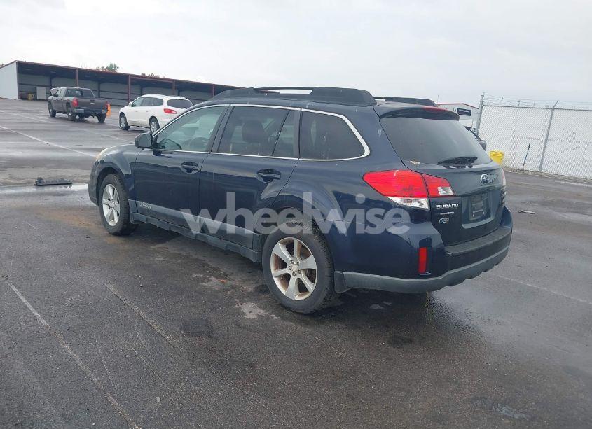 Photo 3 of 2013 Subaru Outback 2.5I PREMIUM (VIN 4S4BRBCC8D1324776)
