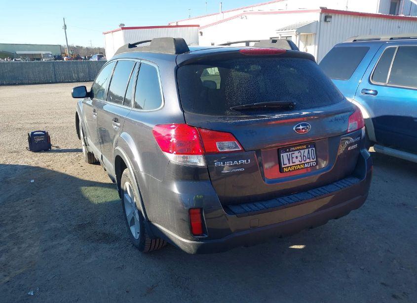 Photo 3 of 2013 Subaru Outback 2.5I PREMIUM (VIN 4S4BRBCC8D3213102)