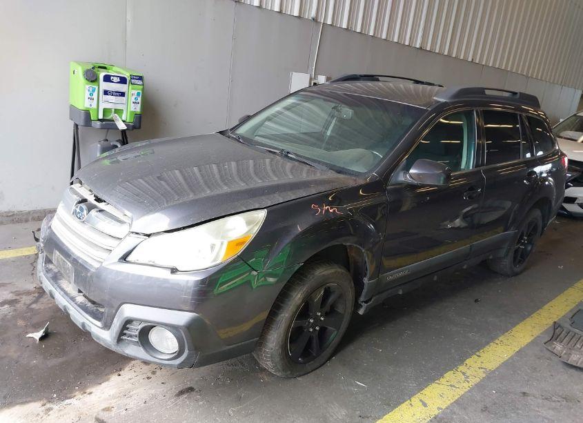 Photo 2 of 2013 Subaru Outback 2.5I PREMIUM (VIN 4S4BRBCC8D3297440)