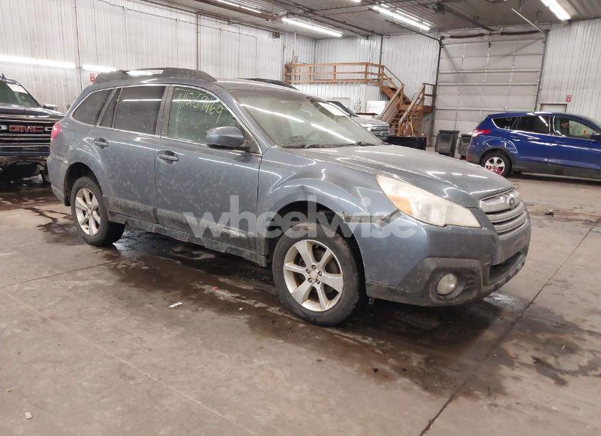 2013 Subaru Outback 2.5I PREMIUM (VIN 4S4BRBCC8D3309490) main photo