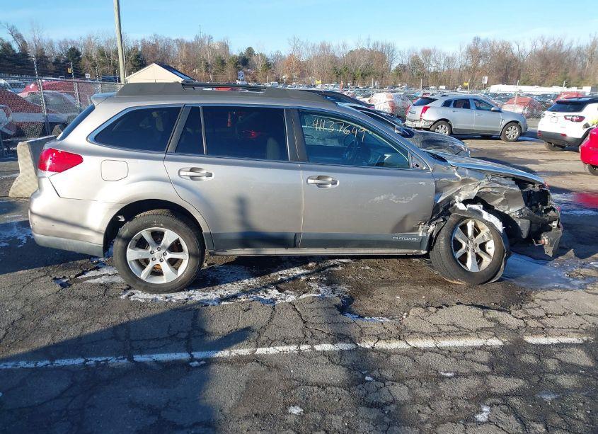 Photo 13 of 2014 Subaru Outback 2.5I PREMIUM (VIN 4S4BRBCC8E3200190)