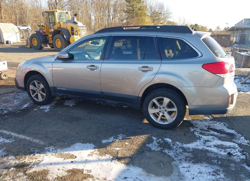 Photo 14 of 2014 Subaru Outback 2.5I PREMIUM (VIN 4S4BRBCC8E3200190)