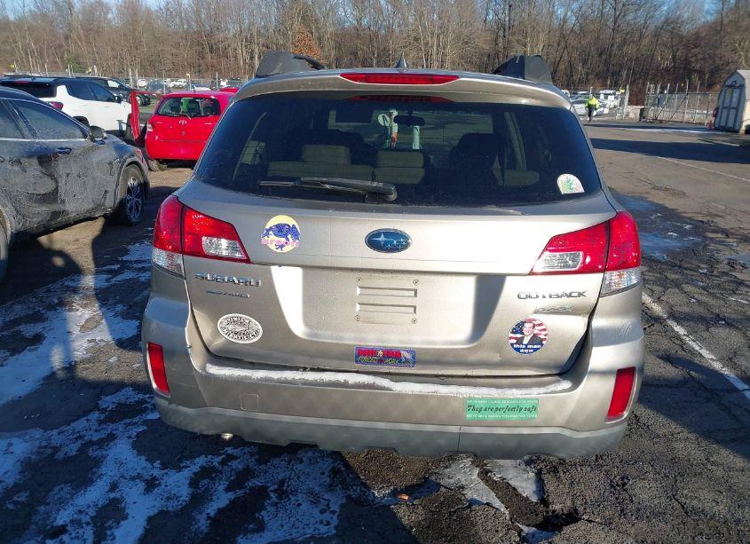 Photo 16 of 2014 Subaru Outback 2.5I PREMIUM (VIN 4S4BRBCC8E3200190)