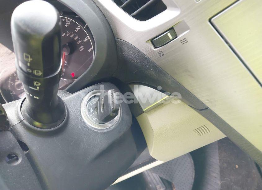 Photo 11 of 2014 Subaru Outback 2.5I PREMIUM (VIN 4S4BRBCC8E3327604)