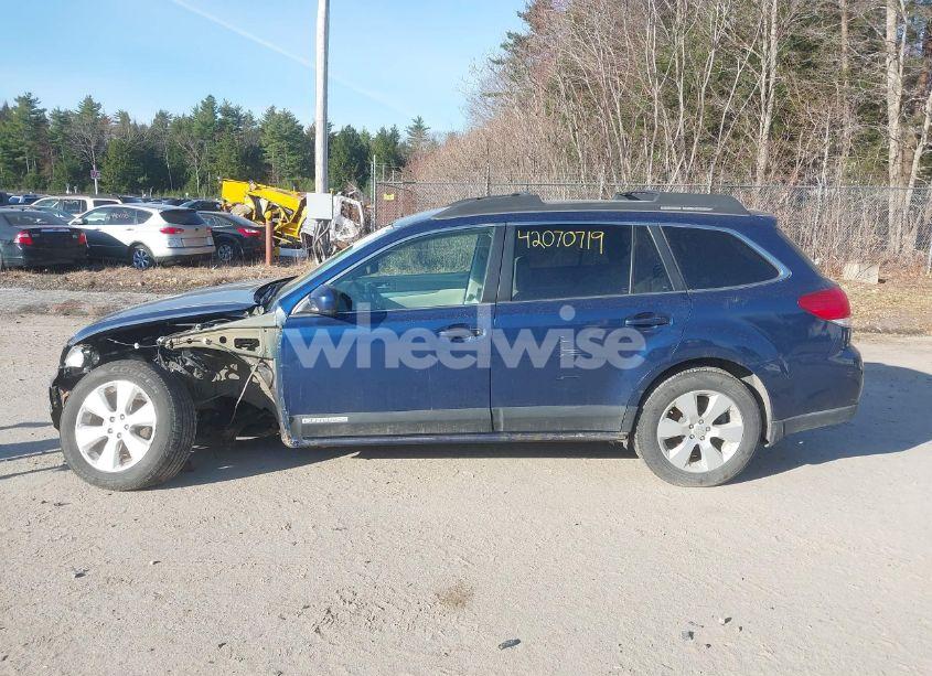 Photo 12 of 2010 Subaru Outback 2.5I PREMIUM (VIN 4S4BRBCC9A3372027)