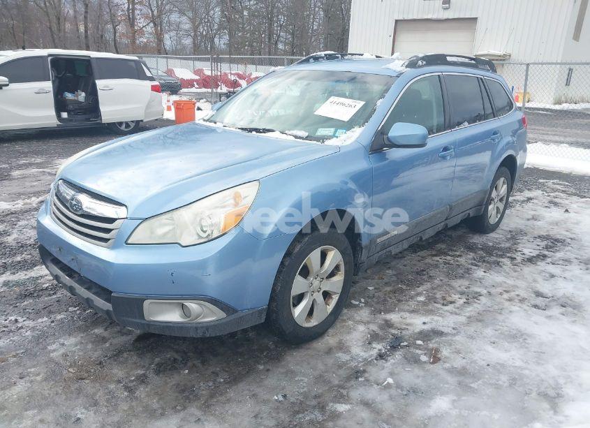 Photo 2 of 2011 Subaru Outback 2.5I PREMIUM (VIN 4S4BRBCC9B3353480)