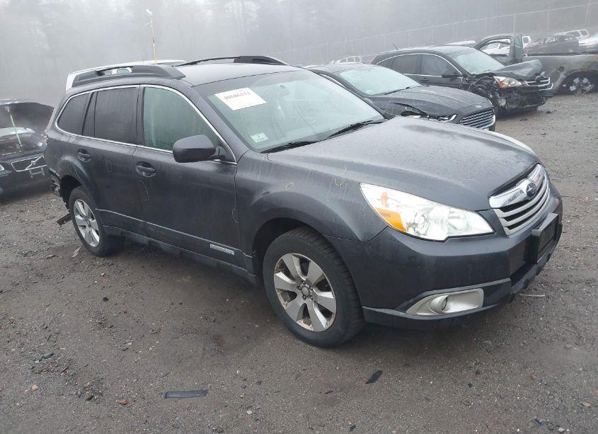 2011 Subaru Outback 2.5I PREMIUM (VIN 4S4BRBCC9B3370876) main photo
