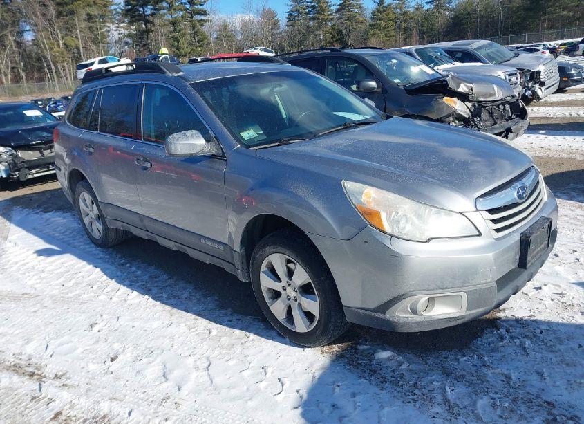 2011 Subaru Outback 2.5I PREMIUM (VIN 4S4BRBCC9B3391646) main photo