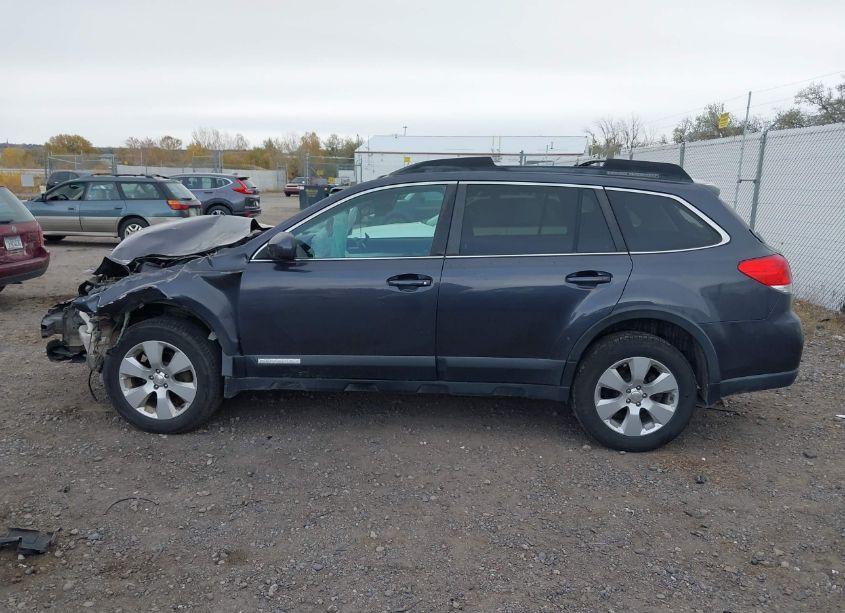 Photo 15 of 2011 Subaru Outback 2.5I PREMIUM (VIN 4S4BRBCC9B3432969)
