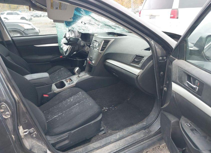 Photo 5 of 2011 Subaru Outback 2.5I PREMIUM (VIN 4S4BRBCC9B3432969)