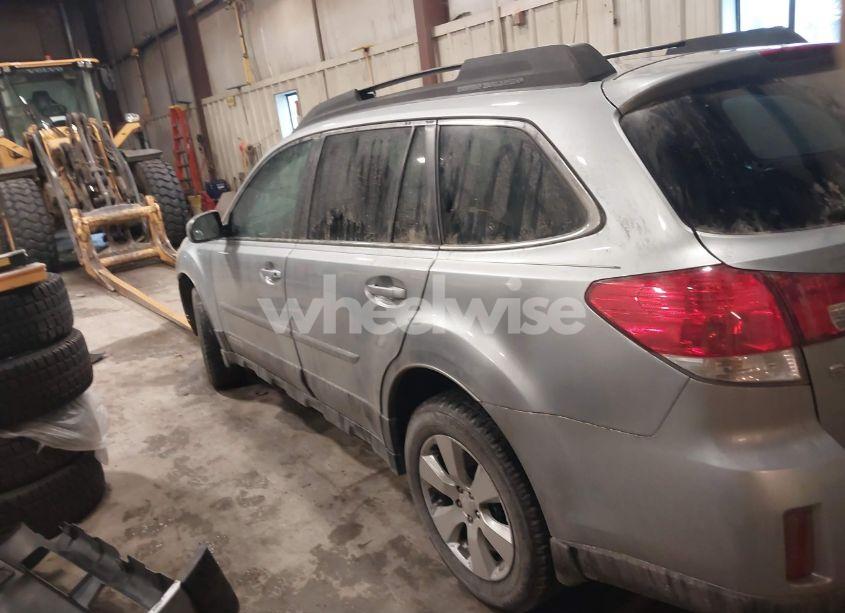 Photo 14 of 2012 Subaru Outback 2.5I PREMIUM (VIN 4S4BRBCC9C3210692)