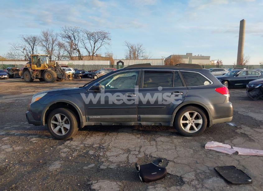 Photo 13 of 2013 Subaru Outback 2.5I PREMIUM (VIN 4S4BRBCC9D3211763)
