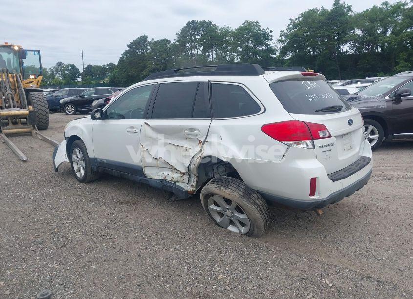 Photo 3 of 2013 Subaru Outback 2.5I PREMIUM (VIN 4S4BRBCC9D3314021)