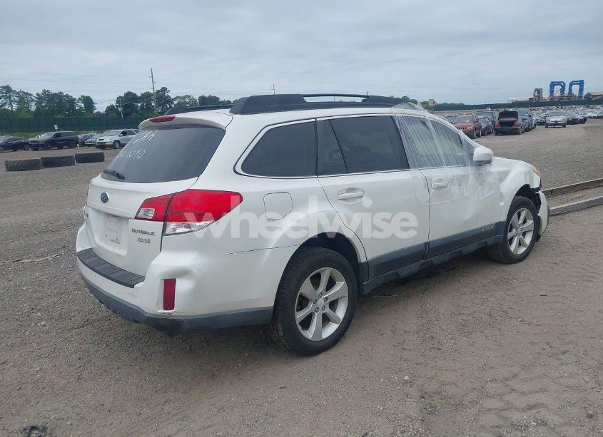 Photo 4 of 2013 Subaru Outback 2.5I PREMIUM (VIN 4S4BRBCC9D3314021)