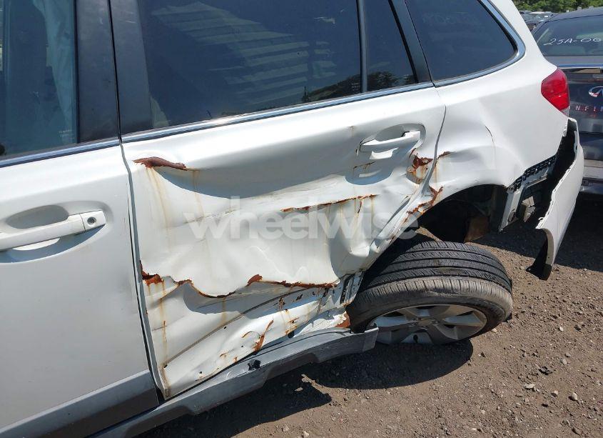 Photo 6 of 2013 Subaru Outback 2.5I PREMIUM (VIN 4S4BRBCC9D3314021)
