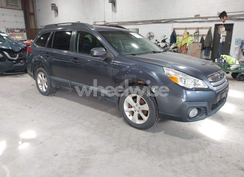 2014 Subaru Outback 2.5I PREMIUM (VIN 4S4BRBCC9E3220691) main photo