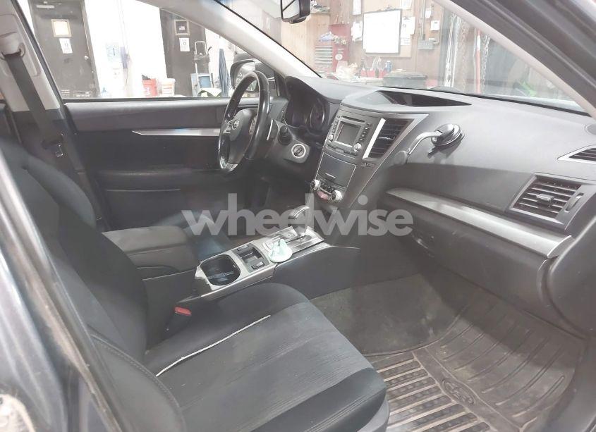 Photo 5 of 2014 Subaru Outback 2.5I PREMIUM (VIN 4S4BRBCC9E3220691)