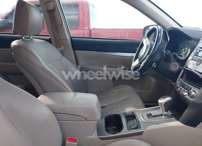 Photo 5 of 2011 Subaru Outback 2.5I PREMIUM (VIN 4S4BRBCCXB3320388)