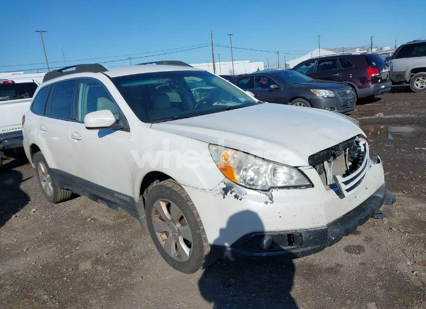 2011 Subaru Outback 2.5I PREMIUM (VIN 4S4BRBCCXB3336574) main photo