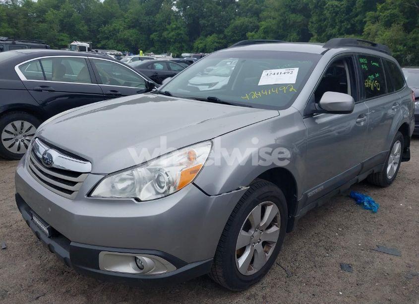 Photo 2 of 2011 Subaru Outback 2.5I PREMIUM (VIN 4S4BRBCCXB3354072)