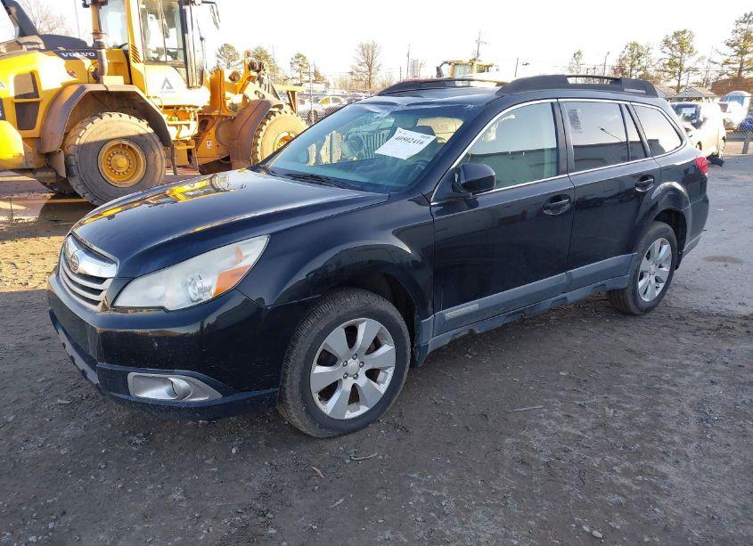 Photo 2 of 2011 Subaru Outback 2.5I PREMIUM (VIN 4S4BRBCCXB3362169)
