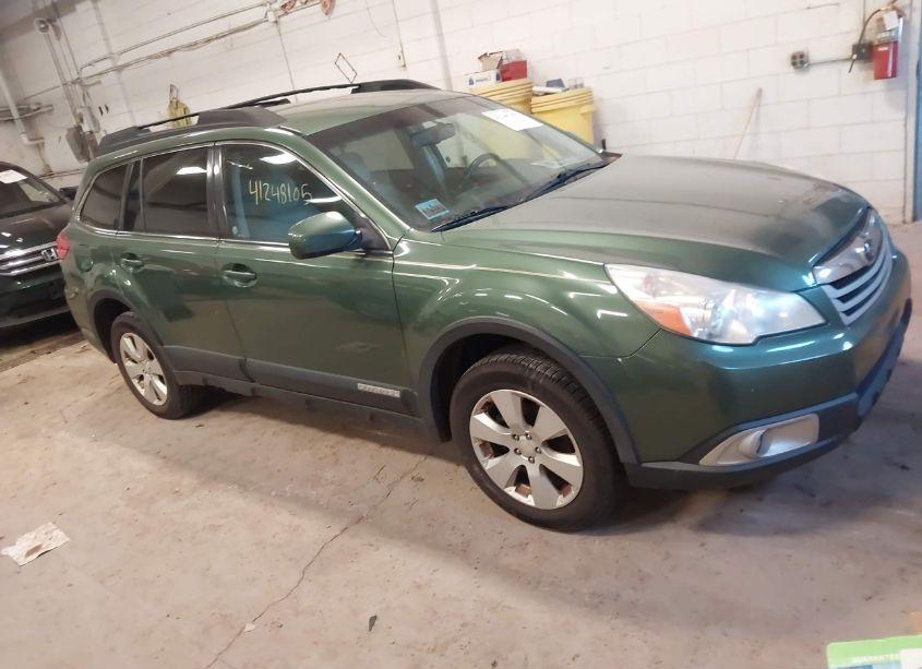 2011 Subaru Outback 2.5I PREMIUM (VIN 4S4BRBCCXB3379053) main photo