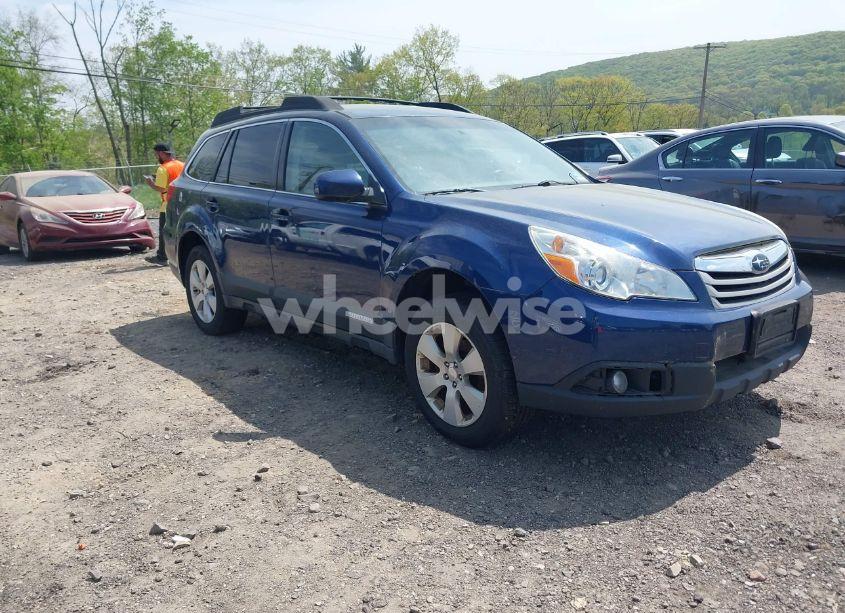 2011 Subaru Outback 2.5I PREMIUM (VIN 4S4BRBCCXB3386519) main photo
