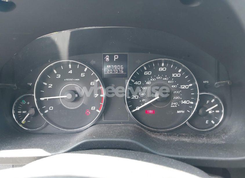 Photo 7 of 2011 Subaru Outback 2.5I PREMIUM (VIN 4S4BRBCCXB3386519)