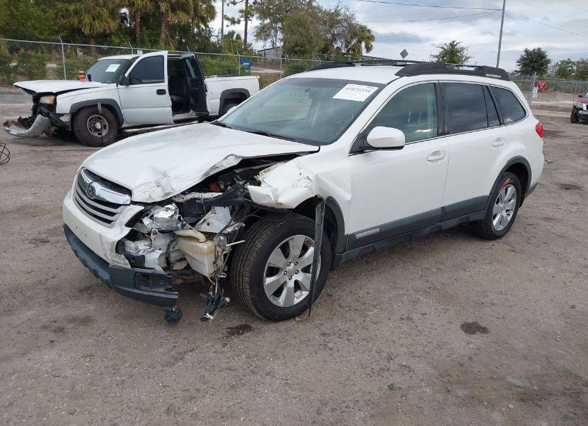 Photo 2 of 2011 Subaru Outback 2.5I PREMIUM (VIN 4S4BRBCCXB3396614)