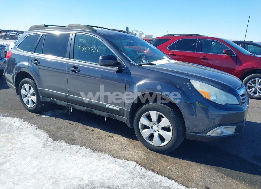 2011 Subaru Outback 2.5I PREMIUM (VIN 4S4BRBCCXB3404520) main photo