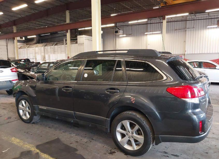 Photo 15 of 2013 Subaru Outback 2.5I PREMIUM (VIN 4S4BRBCCXD3294572)