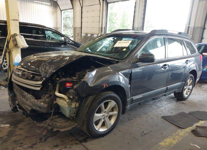 Photo 2 of 2013 Subaru Outback 2.5I PREMIUM (VIN 4S4BRBCCXD3294572)