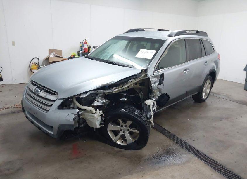 Photo 2 of 2014 Subaru Outback 2.5I PREMIUM (VIN 4S4BRBCCXE3247351)