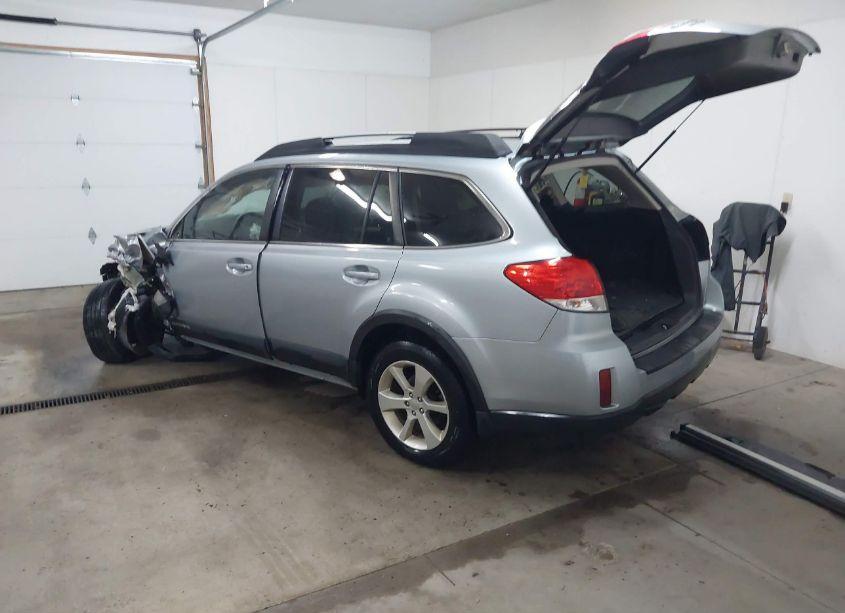 Photo 3 of 2014 Subaru Outback 2.5I PREMIUM (VIN 4S4BRBCCXE3247351)