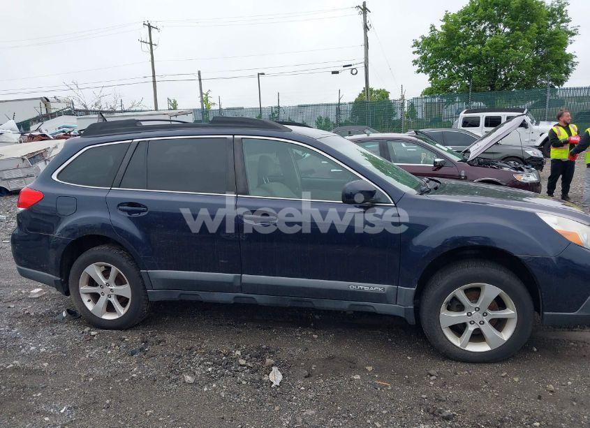 Photo 14 of 2014 Subaru Outback 2.5I PREMIUM (VIN 4S4BRBCCXE3280205)