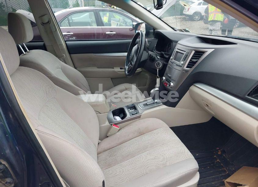 Photo 5 of 2014 Subaru Outback 2.5I PREMIUM (VIN 4S4BRBCCXE3280205)