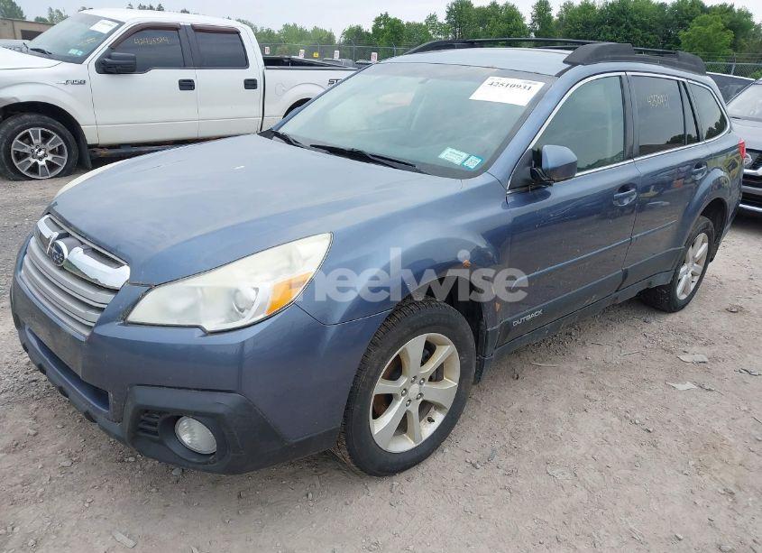 Photo 2 of 2014 Subaru Outback 2.5I PREMIUM (VIN 4S4BRBCCXE3285677)