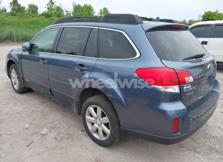 Photo 3 of 2014 Subaru Outback 2.5I PREMIUM (VIN 4S4BRBCCXE3285677)