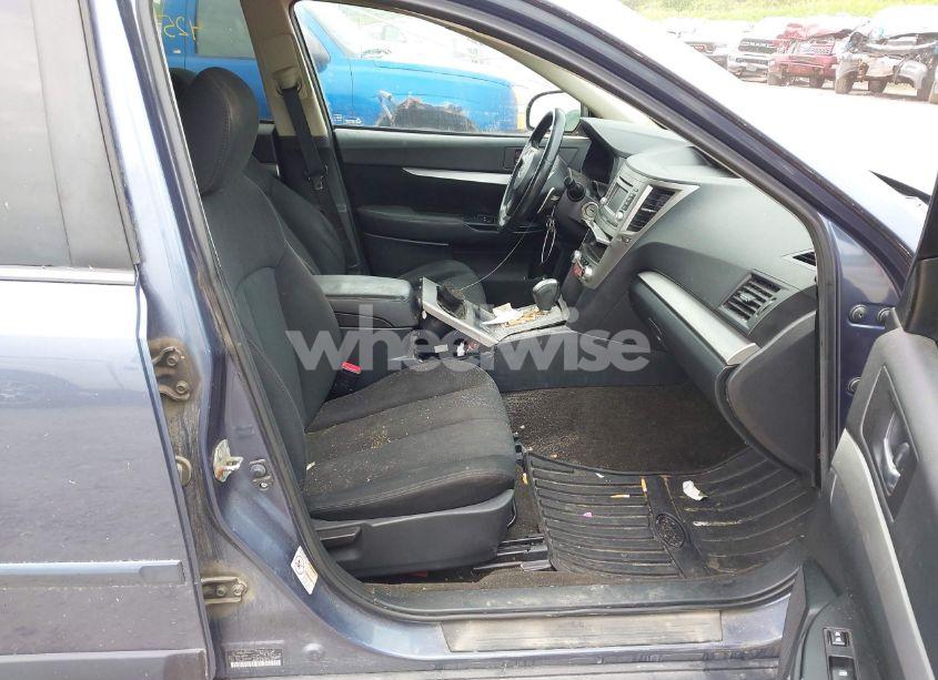 Photo 5 of 2014 Subaru Outback 2.5I PREMIUM (VIN 4S4BRBCCXE3285677)