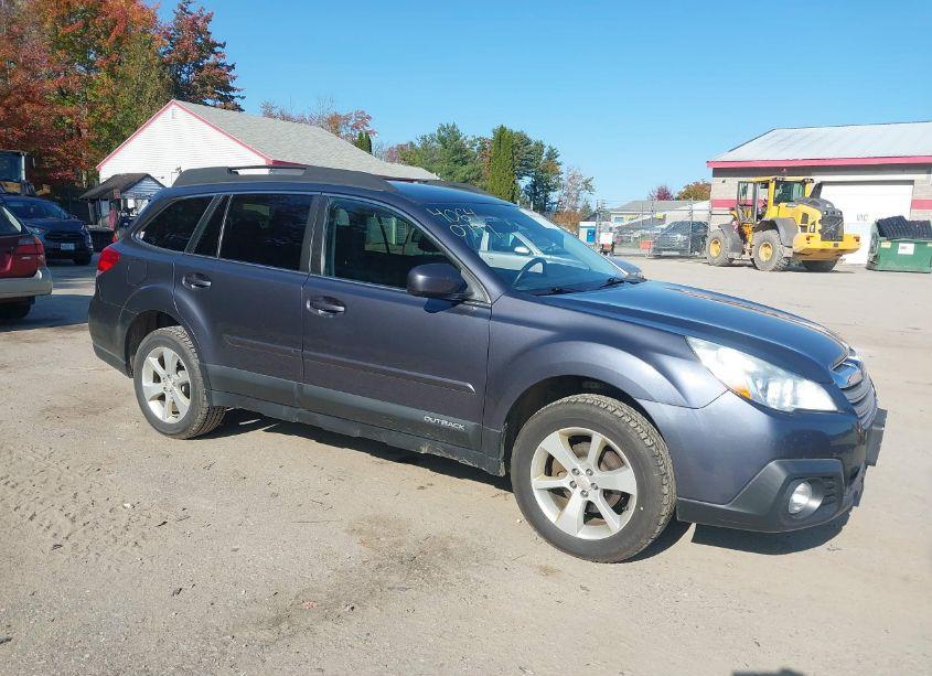 2014 Subaru Outback 2.5I PREMIUM (VIN 4S4BRBCCXE3317754) main photo