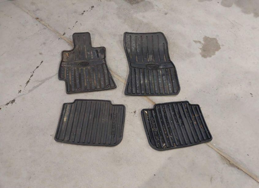 Photo 12 of 2014 Subaru Outback 2.5I PREMIUM (VIN 4S4BRBDC2E3242367)