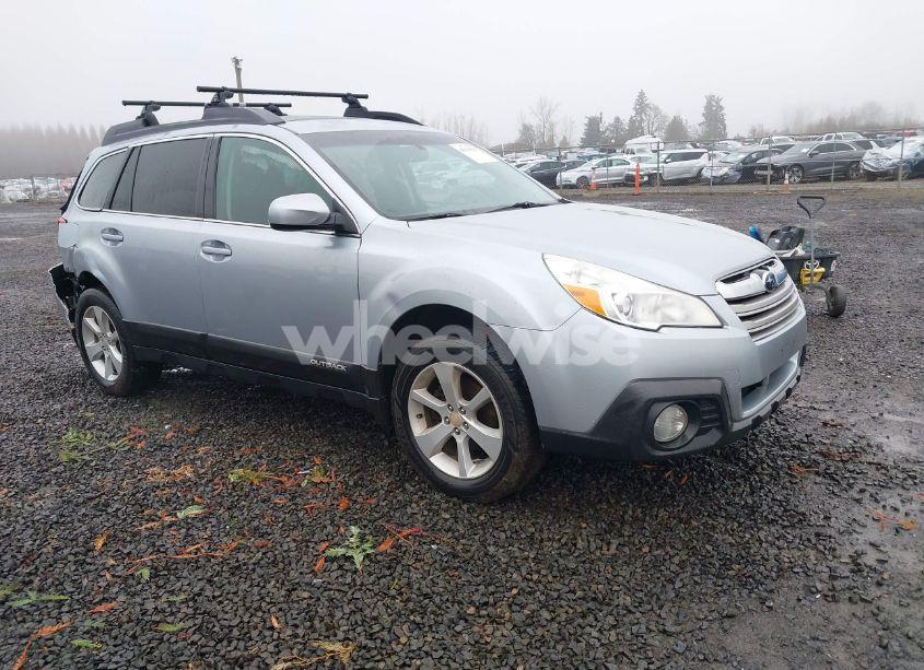 2014 Subaru Outback 2.5I PREMIUM (VIN 4S4BRBDC2E3288121) main photo