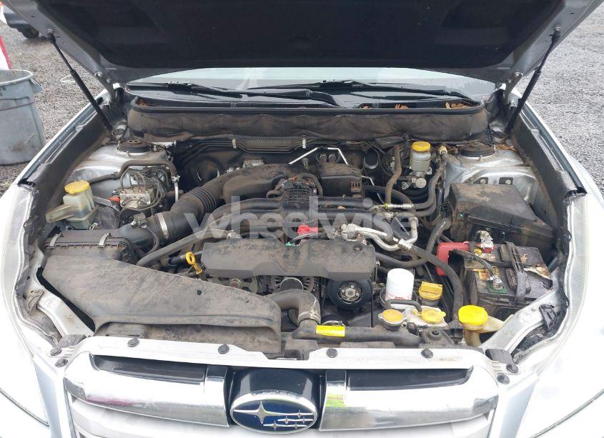 Photo 10 of 2014 Subaru Outback 2.5I PREMIUM (VIN 4S4BRBDC2E3288121)
