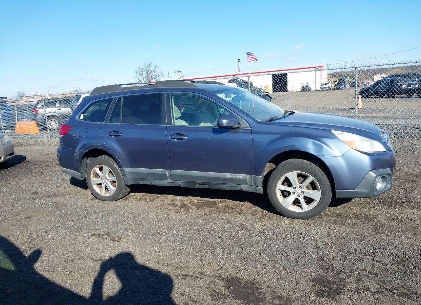 Photo 13 of 2014 Subaru Outback 2.5I PREMIUM (VIN 4S4BRBDC4E3241186)