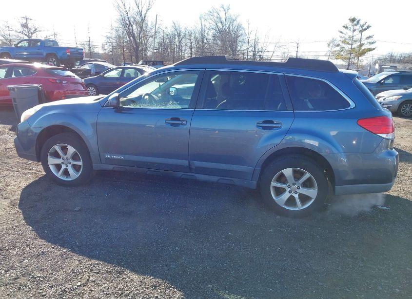 Photo 14 of 2014 Subaru Outback 2.5I PREMIUM (VIN 4S4BRBDC4E3241186)