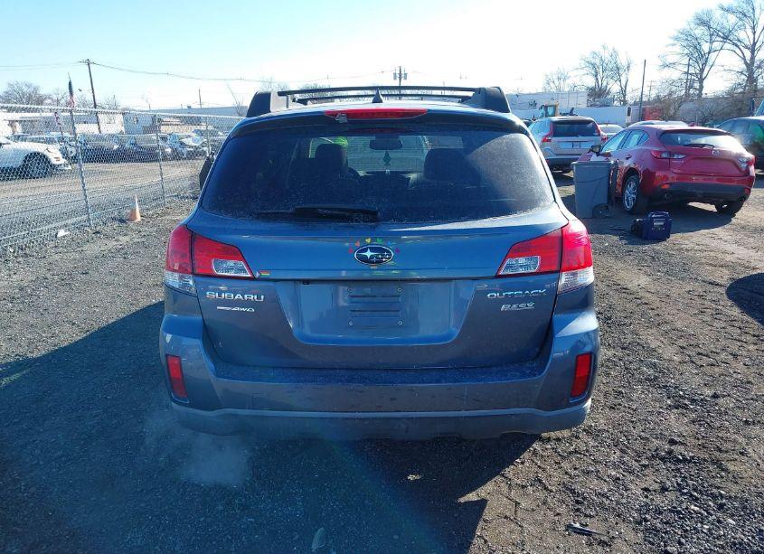 Photo 16 of 2014 Subaru Outback 2.5I PREMIUM (VIN 4S4BRBDC4E3241186)