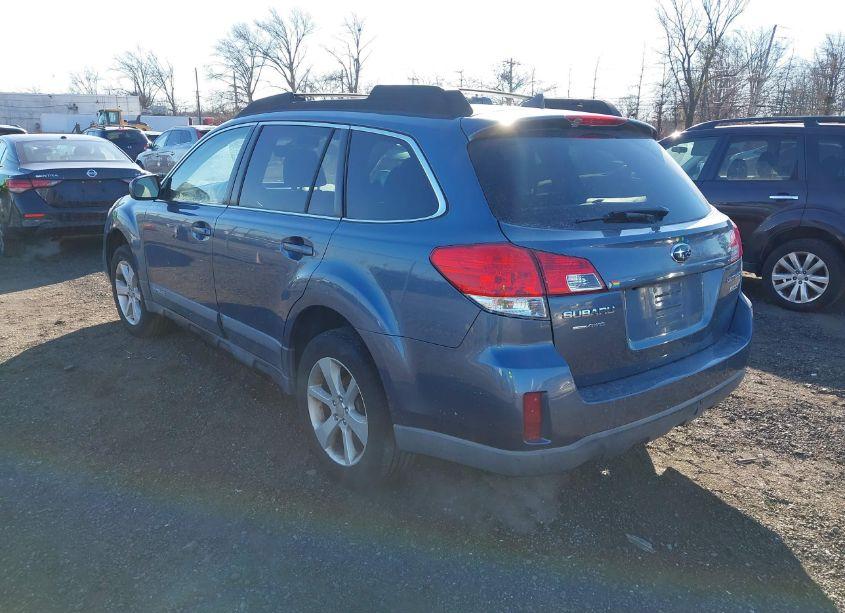 Photo 3 of 2014 Subaru Outback 2.5I PREMIUM (VIN 4S4BRBDC4E3241186)