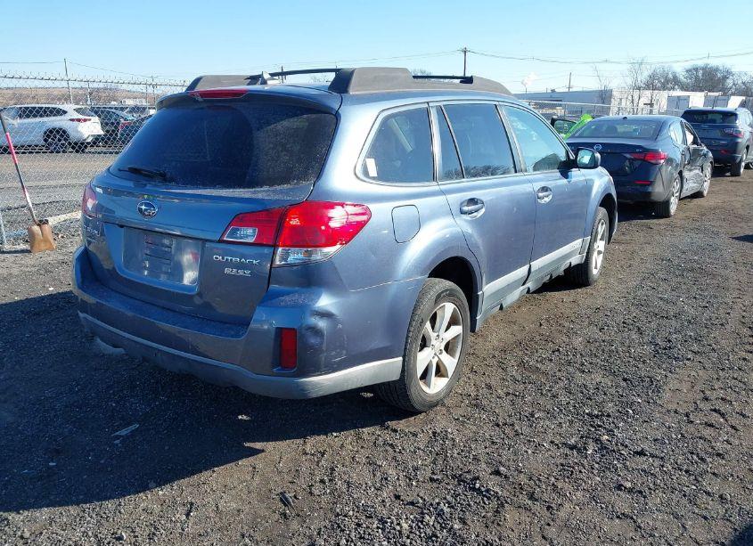 Photo 4 of 2014 Subaru Outback 2.5I PREMIUM (VIN 4S4BRBDC4E3241186)